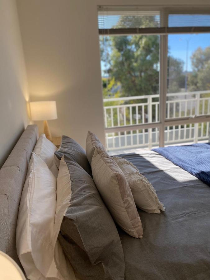 Modern Luxury 1 Bedroom Apartment - Walk To The Shops! Free Wifi Clarkson Εξωτερικό φωτογραφία