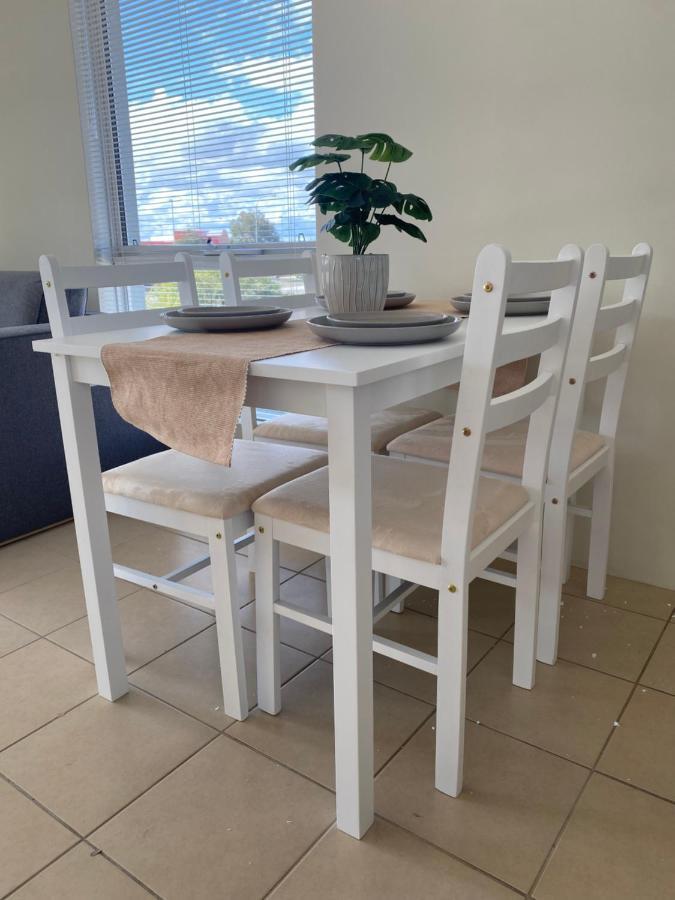 Modern Luxury 1 Bedroom Apartment - Walk To The Shops! Free Wifi Clarkson Εξωτερικό φωτογραφία